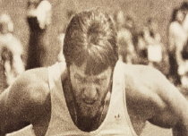 Randy Snow competing