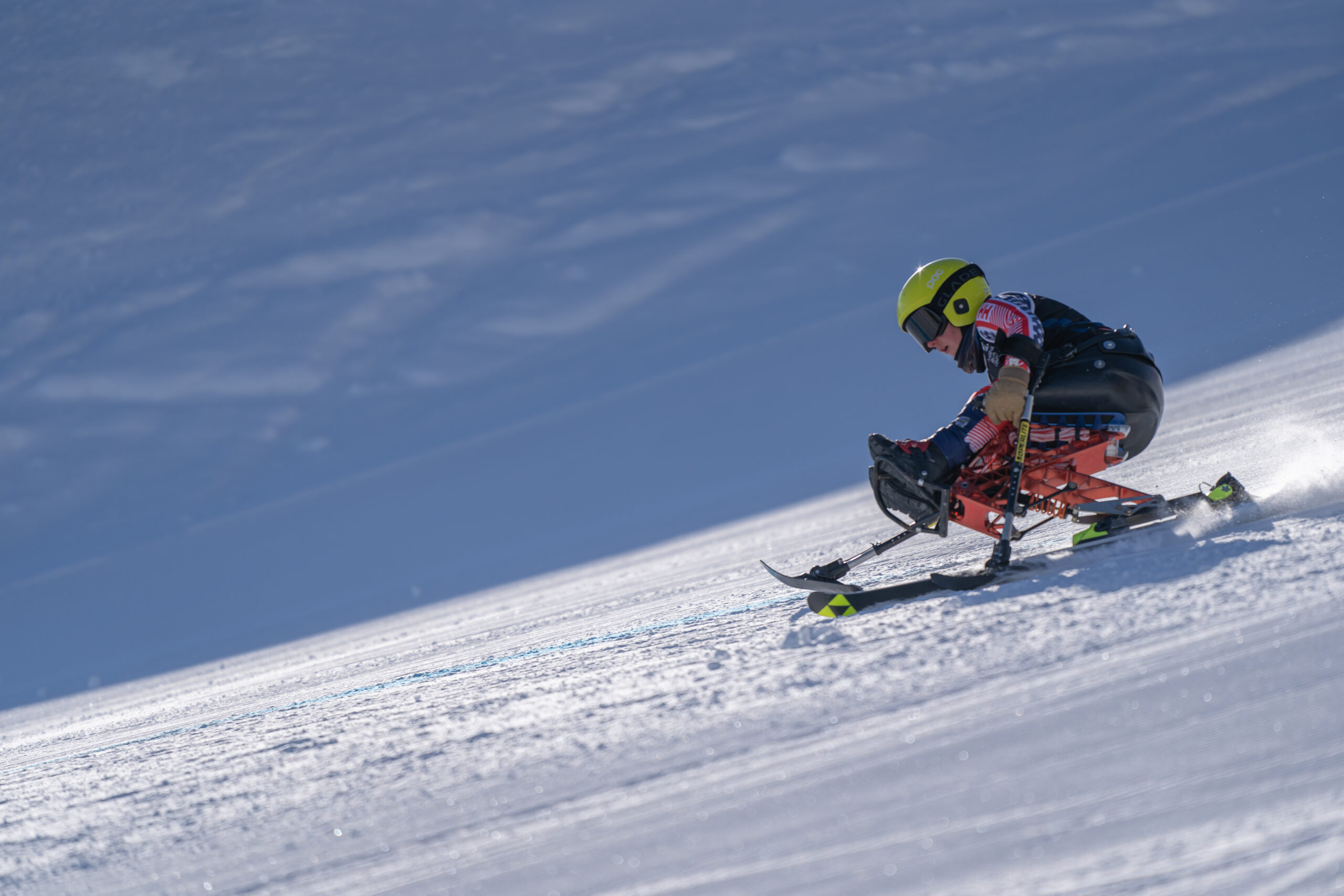 Saylor OBrien skiing down a mountain